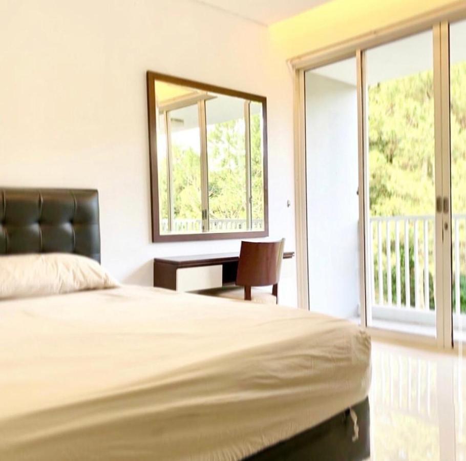 Imah Dago Villa - Budget Staycation Villa In Бандунг Экстерьер фото